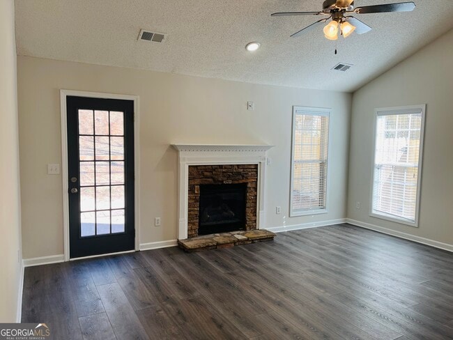 Photo - 23 Belltree Cir