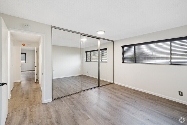 2BR, 2BA, Den - 1000SF - Primary Bedroom