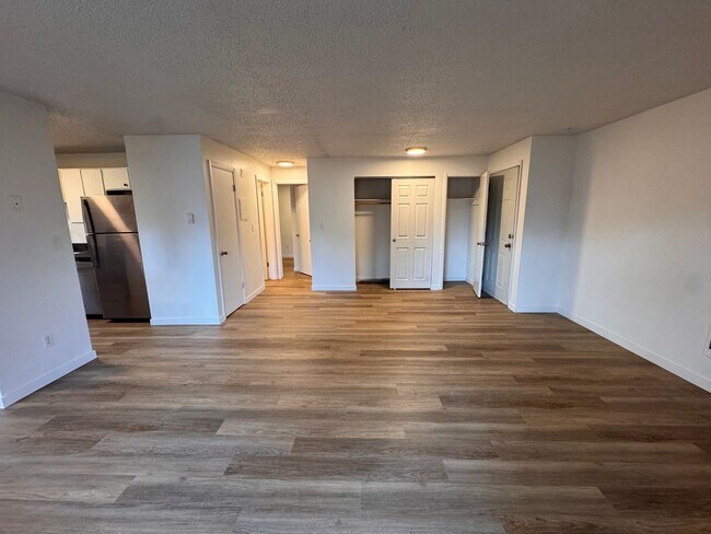 Photo - DESIRABLE MILLWOOD NEIGHBORHOOD ON TREE LINED STREET Unit 9021