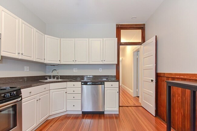 Photo - 83 Farragut Rd Unit #1