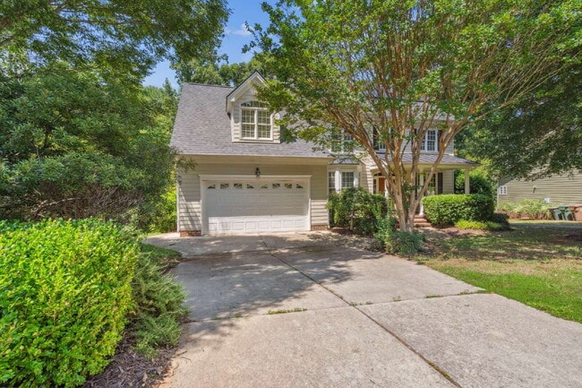 Building Photo - 4 Bed/3 Full Bath Furnished Home in Cary!