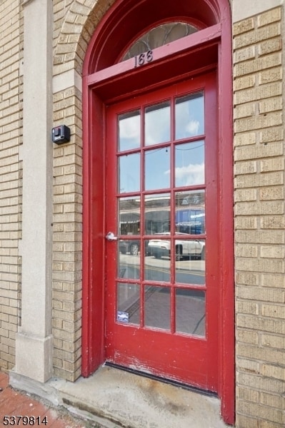 Building Photo - 166 Maplewood Ave Unit 6 Rental