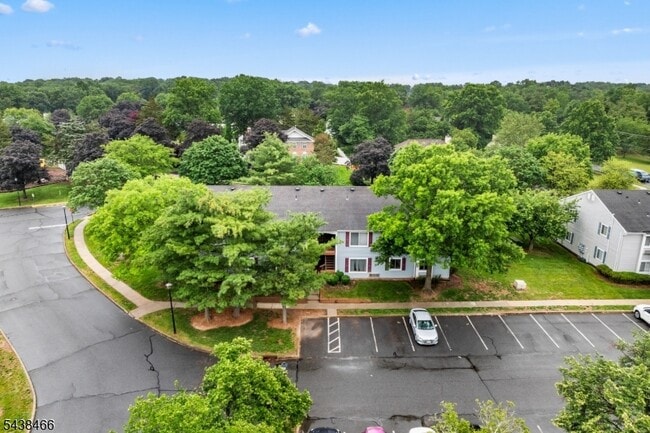 Photo - 111 Aimwick Ct