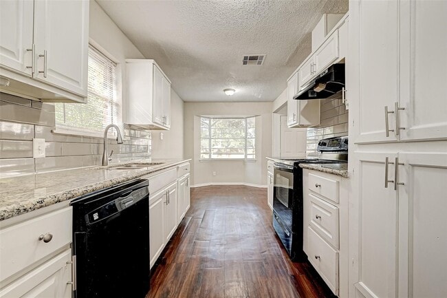 Photo - 22318 Meadowgate Dr