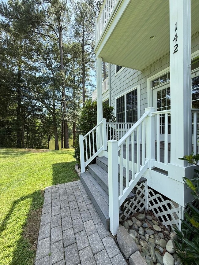 Building Photo - Riverview Plantation