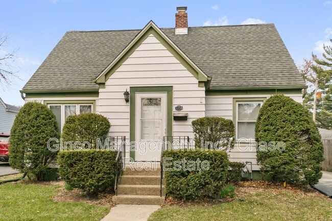 Building Photo - 3256 186th St Rental
