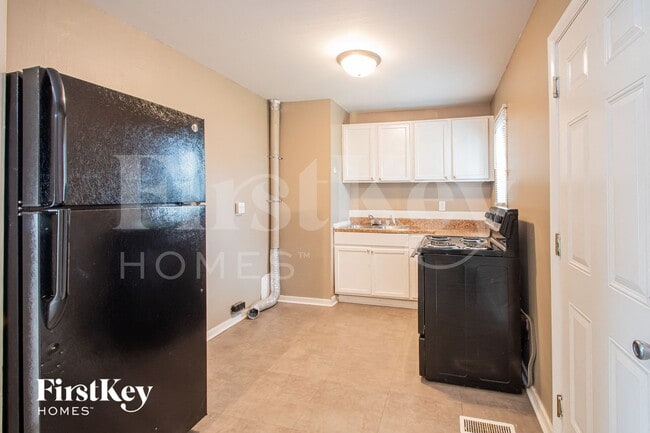 Photo - 3107 N Fuller Dr