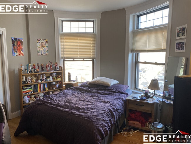 Photo - 1914 Beacon St Unidad 2