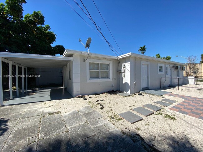 Building Photo - 600 NW 116th Terrace Unit 2