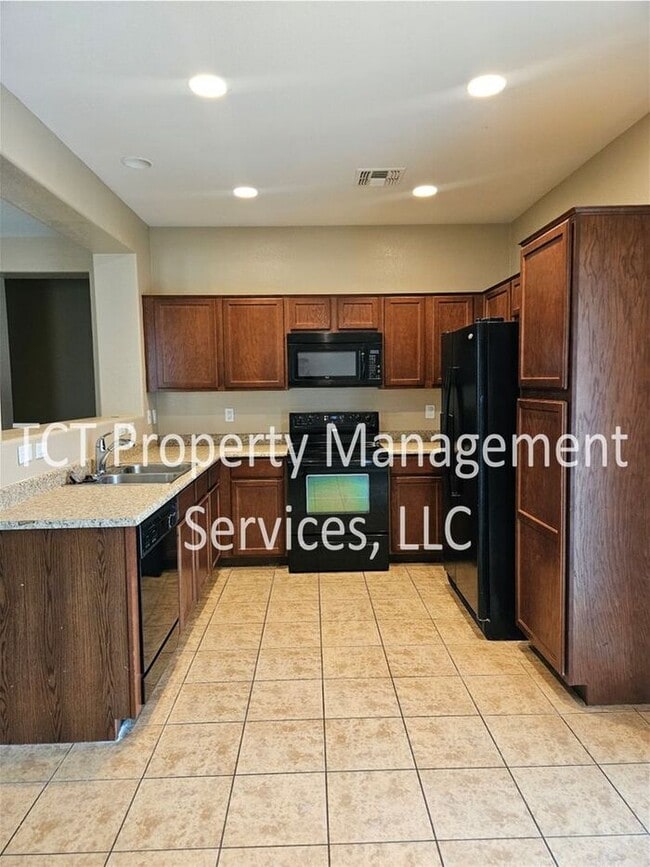 Photo - 3 bed/2 bath home in Buckeye