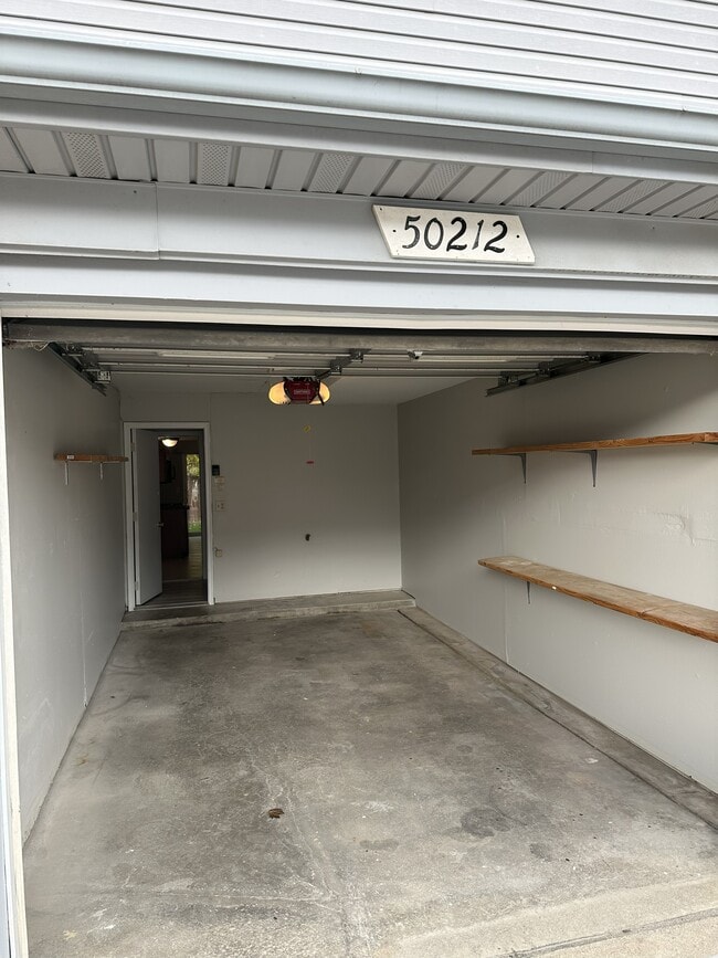 Building Photo - 50212 N Horst Ct Unit 31 Donner Meadows