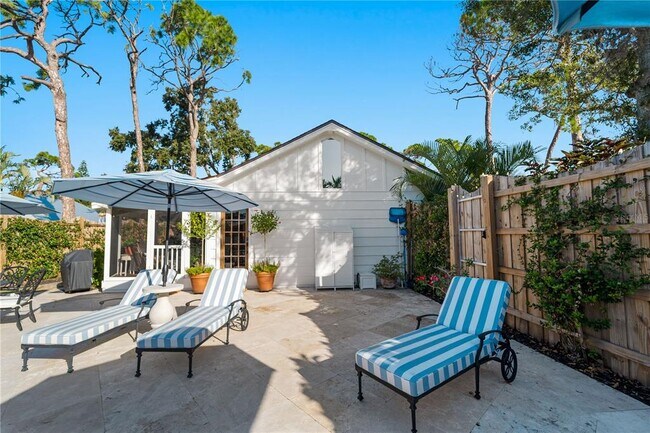 Photo - 731 Texas St