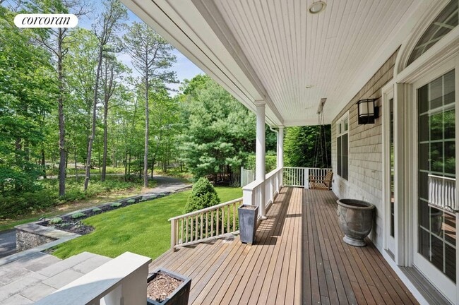 Photo - 104 Merchants Path