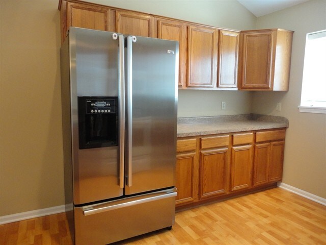 Photo - 744 Ridge View Dr