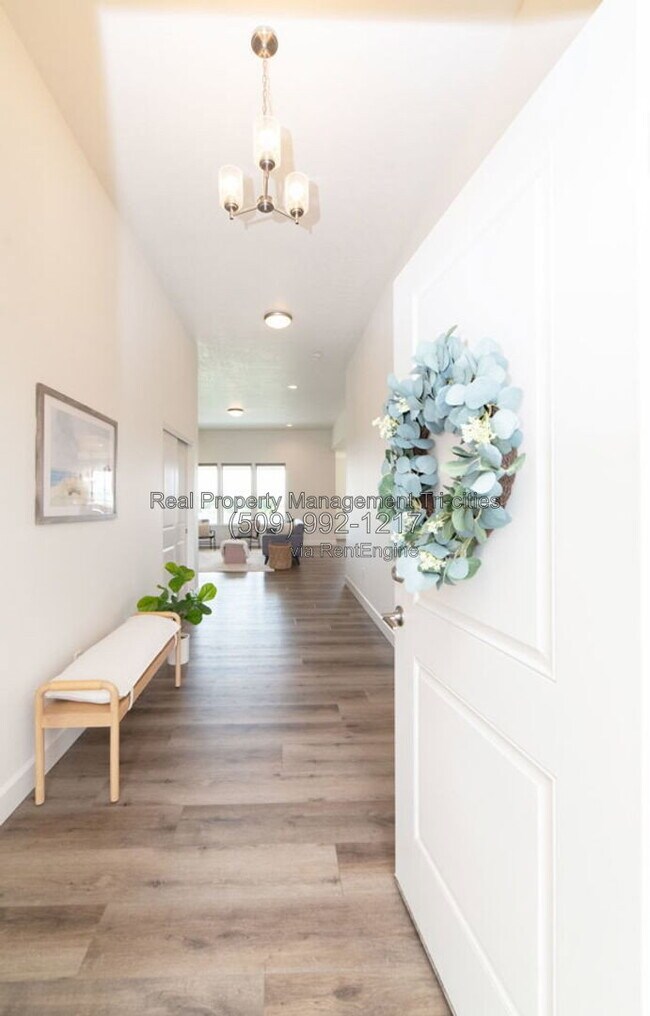 Photo - 8004 Massey Dr