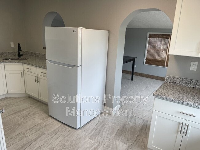 Photo - 2466 Pepper Ave