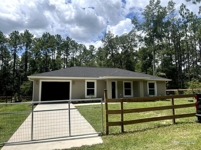 Building Photo - 15482 SW 10th Pl