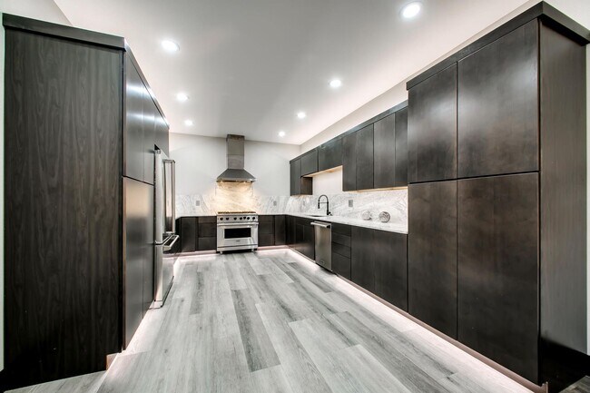 Photo - 4105 N Adams St Unit Penthouse 103