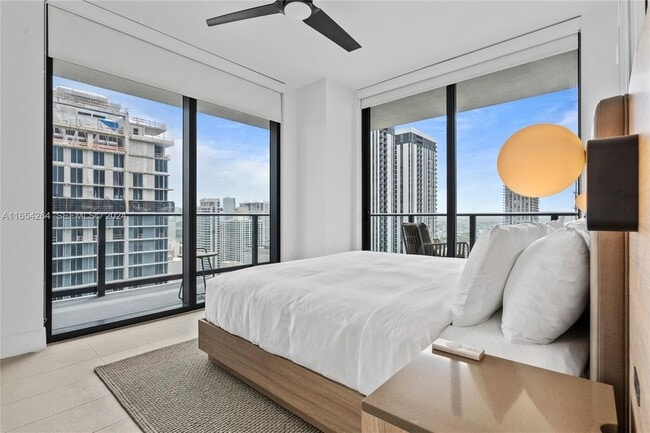 Photo - 601 NE 1st Ave Unit 2905