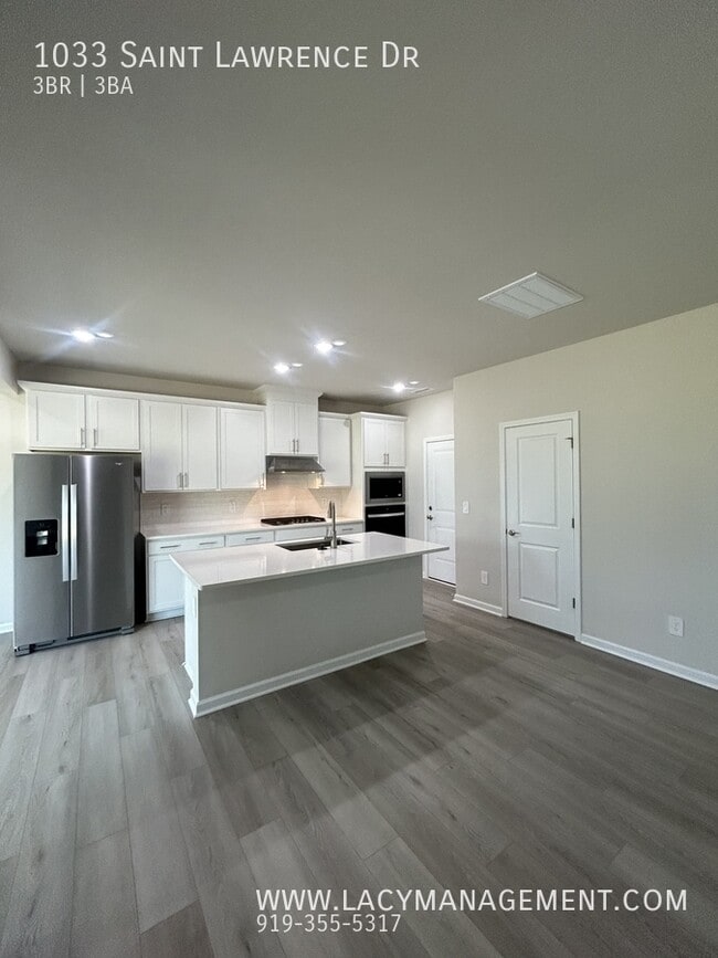 Photo - 1033 St Lawrence Dr