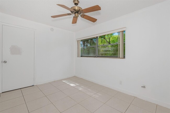 Photo - 6075 N Sabal Palm Blvd Unit 204
