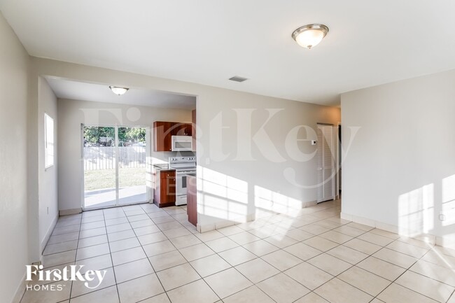 Photo - 1231 NE 214th St