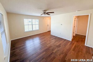 Photo - 220 Hansford St