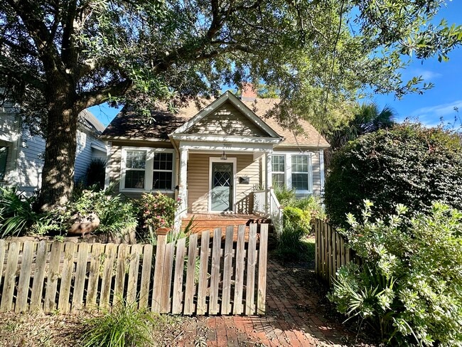 Photo - 2111 Metts Ave