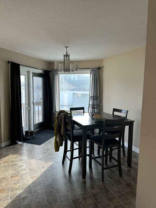 Photo - 5272 Aerial Cres