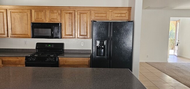 Photo - Beautiful Spacious 3 Bedroom Home for Rent