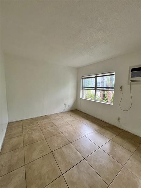 Photo - 2918 N Ocean Blvd Unit 2