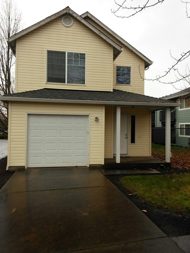 Building Photo - (872) Easy Street House - 3 Bedroom / 2.5 ...