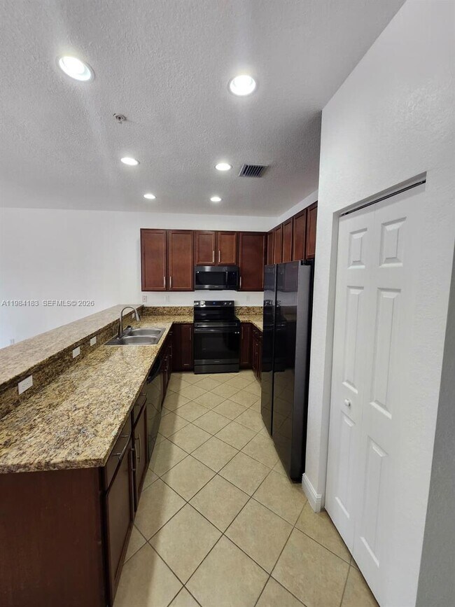 Photo - 1322 SW 147th Ter