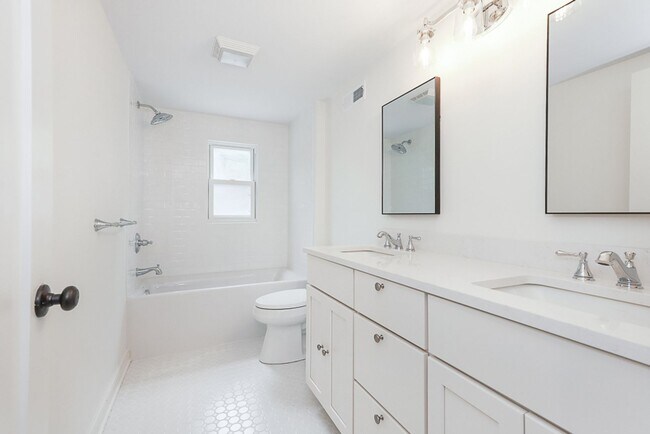 Photo - Four bedrooms/2.5 Baths Newly Remodeled Bay Village Home!