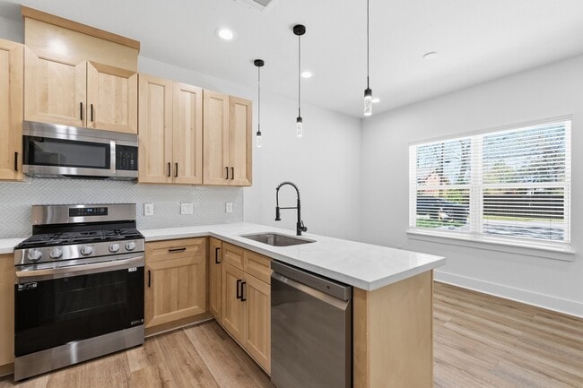 Photo - 8805 Parkway Dr