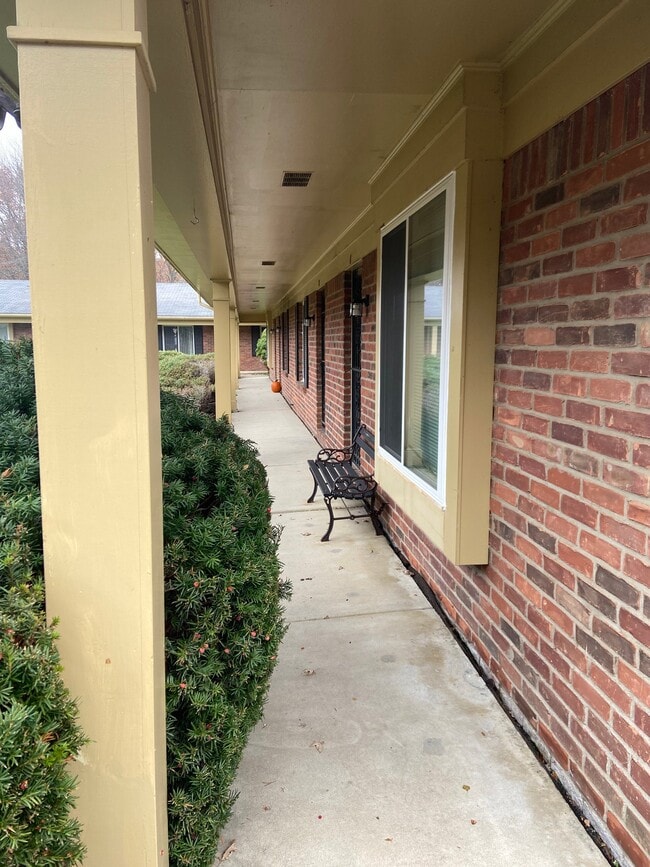 2040 Cashin St Unit 4