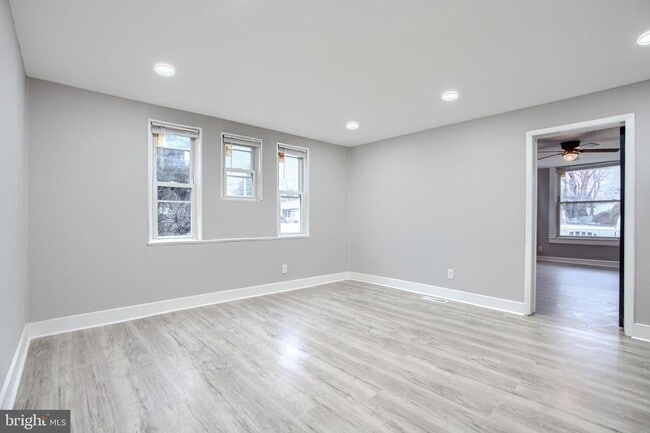 Photo - 3807 Fleetwood Ave Unit 1