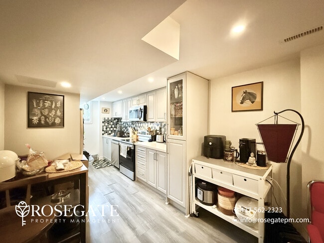 Photo - All-Inclusive 1-Bedroom Basement Apartment with Parking – Markham Unit 2