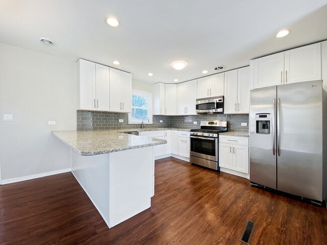 Photo - 14700 Holly Ct