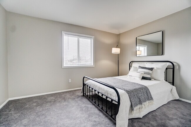 2 Bed | 1 Bath Bedroom