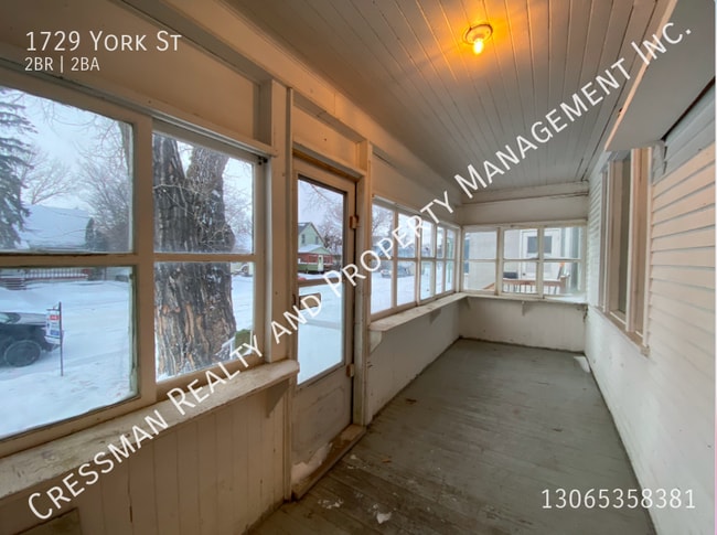 Photo - 2+ Bedroom 2 Bath House with garage