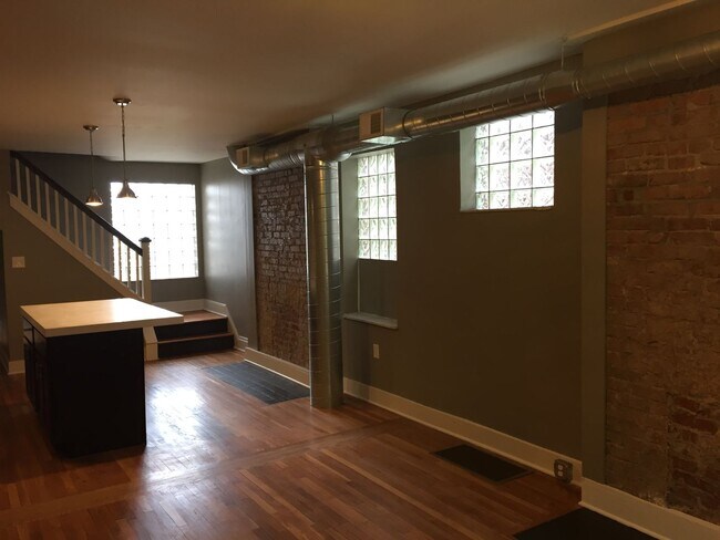 Photo - 6333-6335 Bartlett Unidad 6335