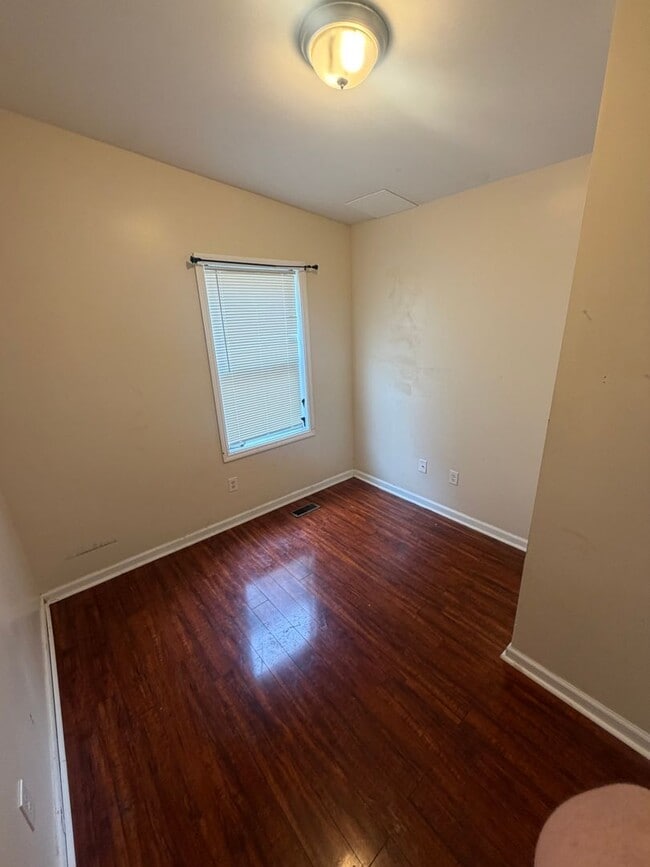 380 3rd St Unit 1