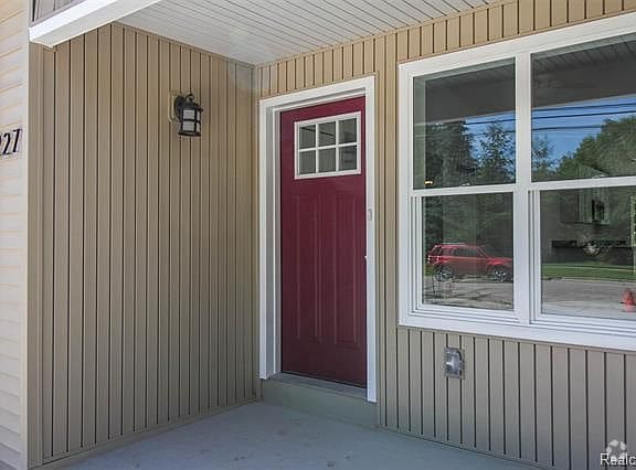 Building Photo - 227 W McHattie St Rental