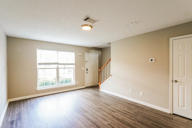 Photo - 8033 Logan Dr