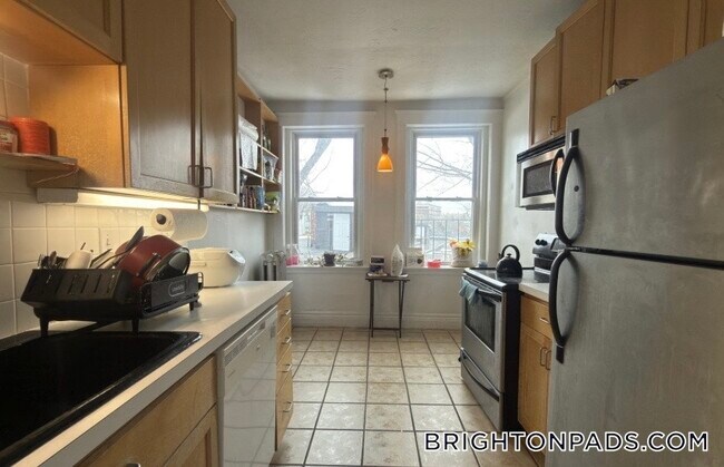 Photo - 1746 Commonwealth Ave Unidad 12A