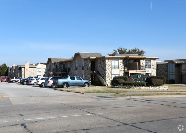 Building Photo - Stonehill Terrace Rental