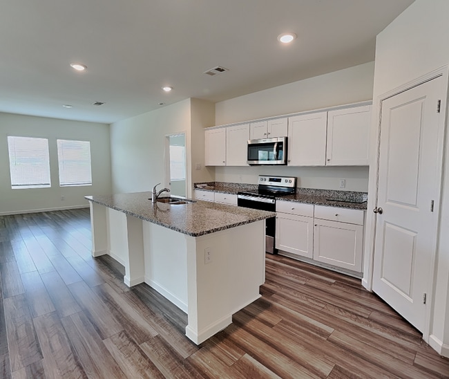 Photo - Wonderful 4 bedroom in Willow Springs!