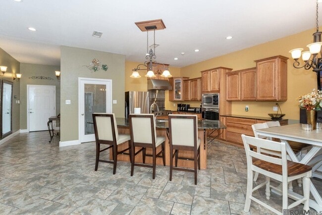 Photo - 4710 Little Hope Dr