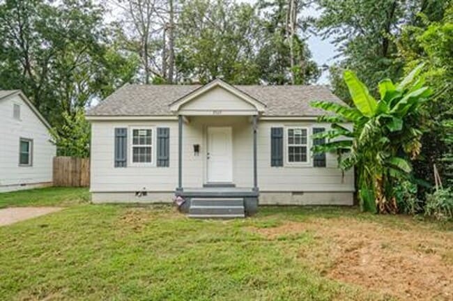 Building Photo - Charming 2-Bedroom Home in Memphis - Cozy ...